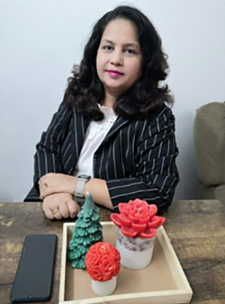 Shilpa Shah is the founder of Myraah Candles.